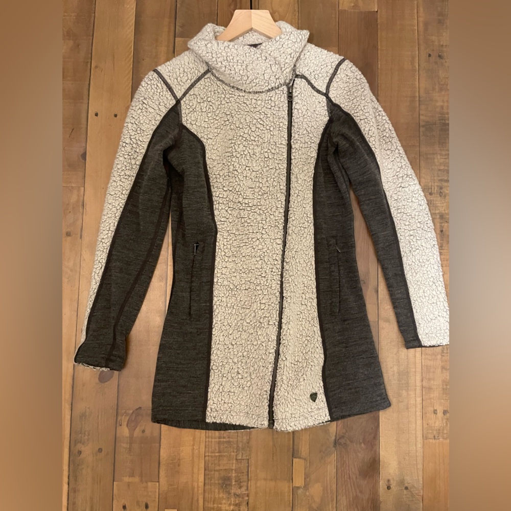 KUHL wool and Sherpa zip up tunic